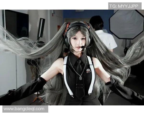 漫展上那些身着足球明星COS服的玩家们引发的热潮与讨论